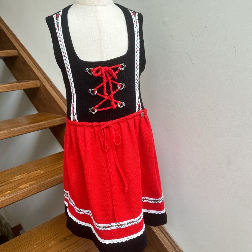 Authentic Girl Dirndl German Dress Bavarian Alpine Costume Oktoberfest Trachten